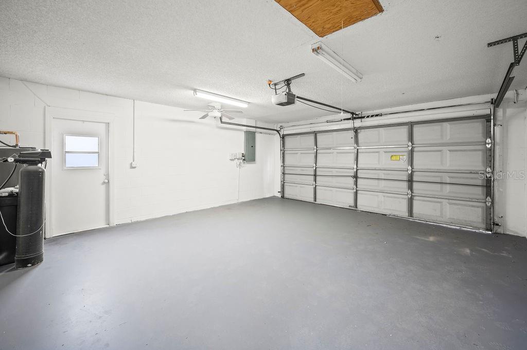 Listing photo id 33 for 3215 Pine Club Drive