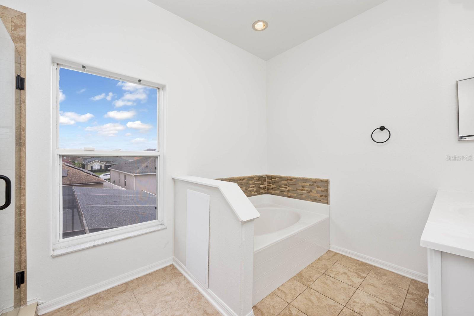 Image 14 of 32 For 6872 Westlake Boulevard