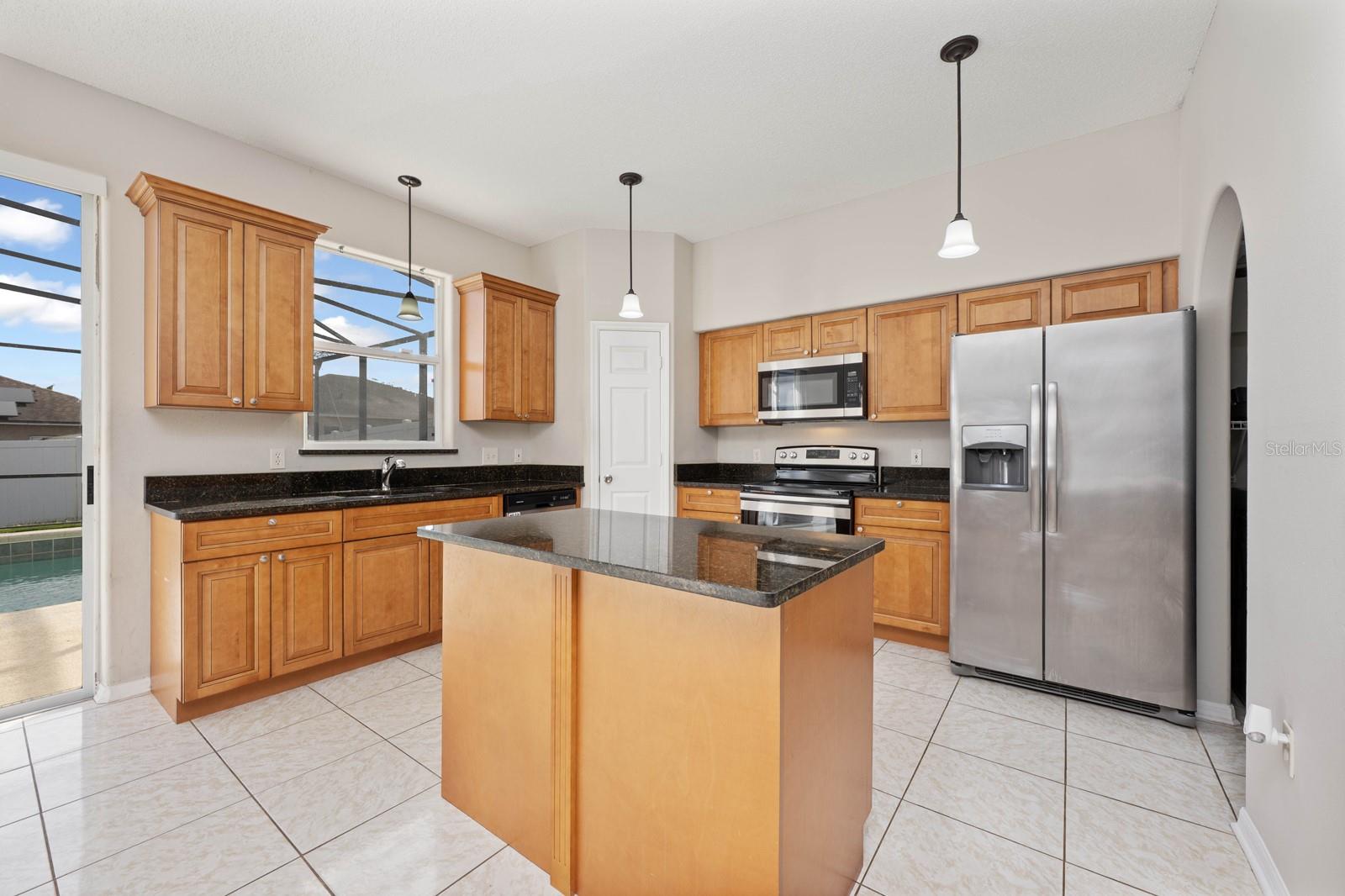 Image 4 of 32 For 6872 Westlake Boulevard