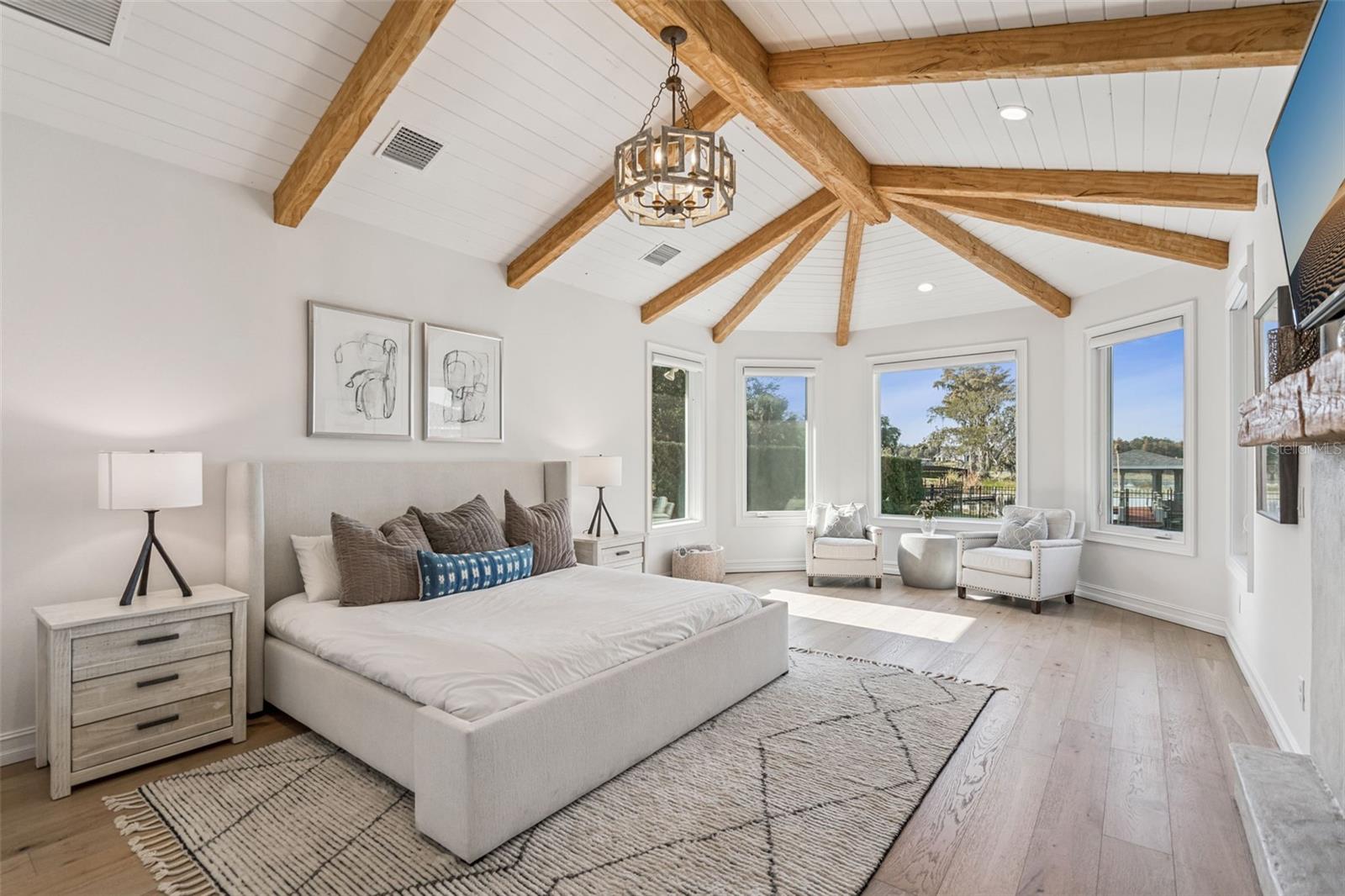 Image 17 of 52 For 58 Main Street