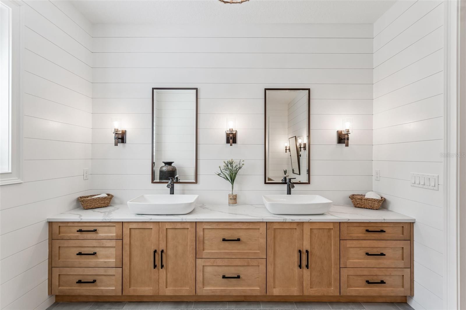 Image 19 of 52 For 58 Main Street