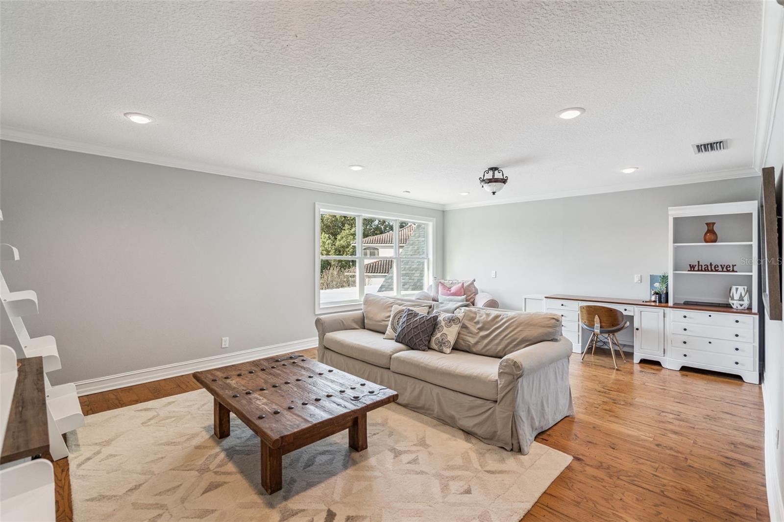 Image 32 of 52 For 58 Main Street