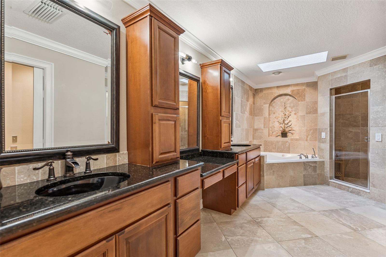 Image 33 of 52 For 58 Main Street