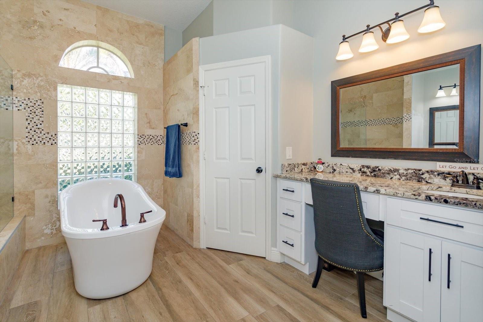 Image 21 of 47 For 5341 Fawn Woods Court