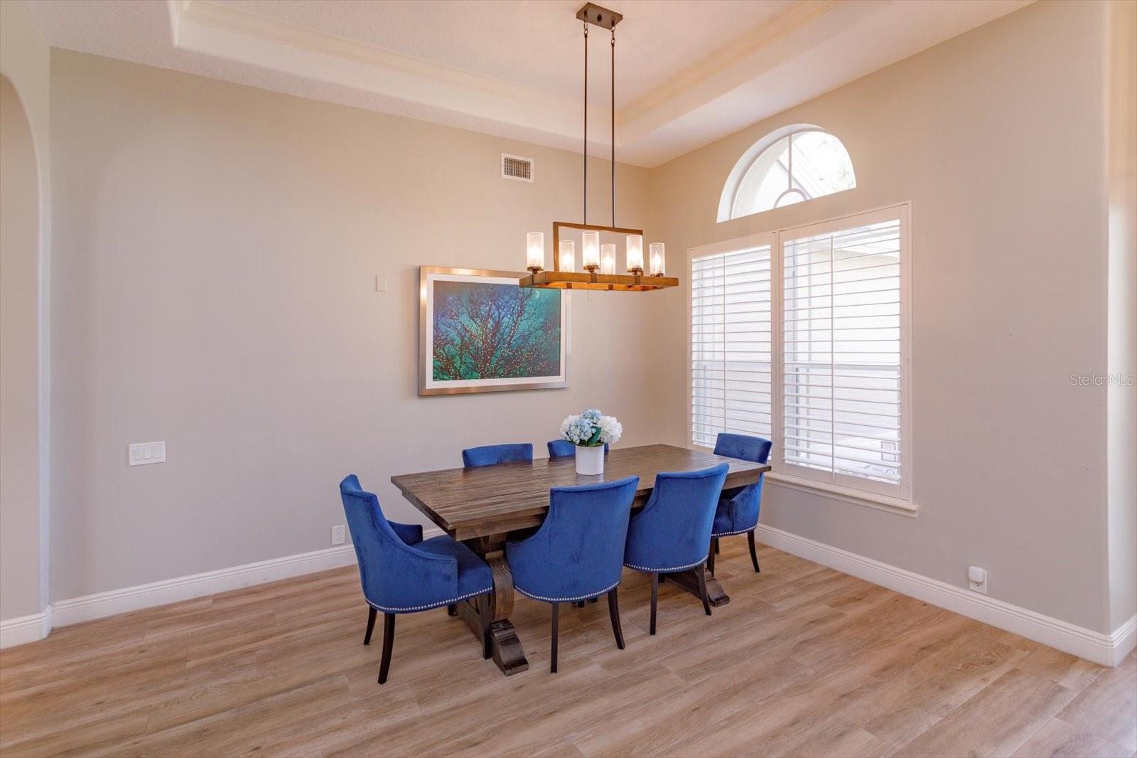 Image 6 of 47 For 5341 Fawn Woods Court