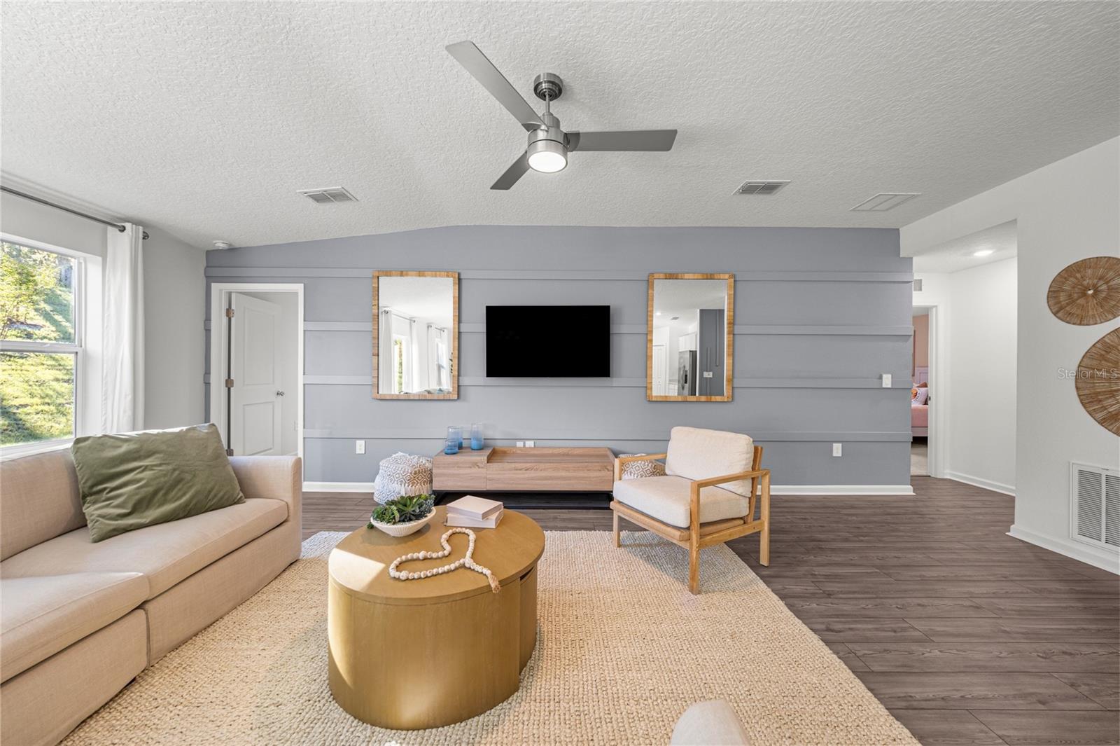 Image 31 of 31 For 4585 81st Loop