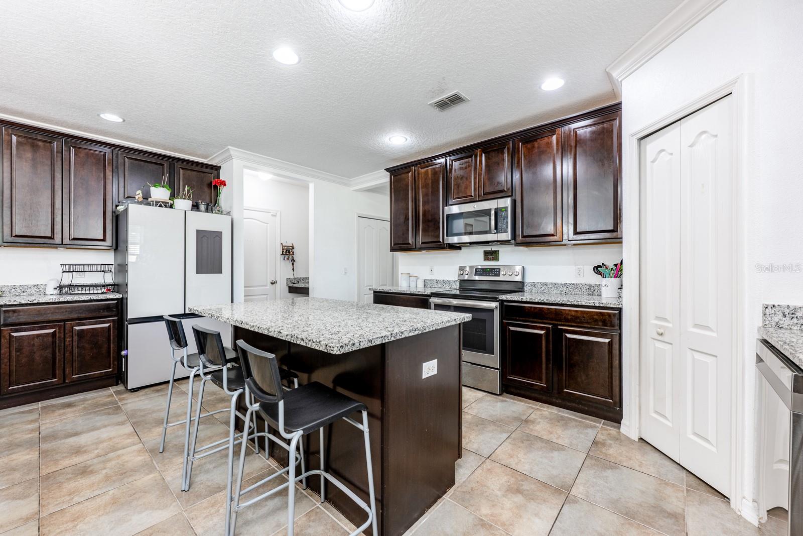 Image 6 of 32 For 124 Maravilla Way