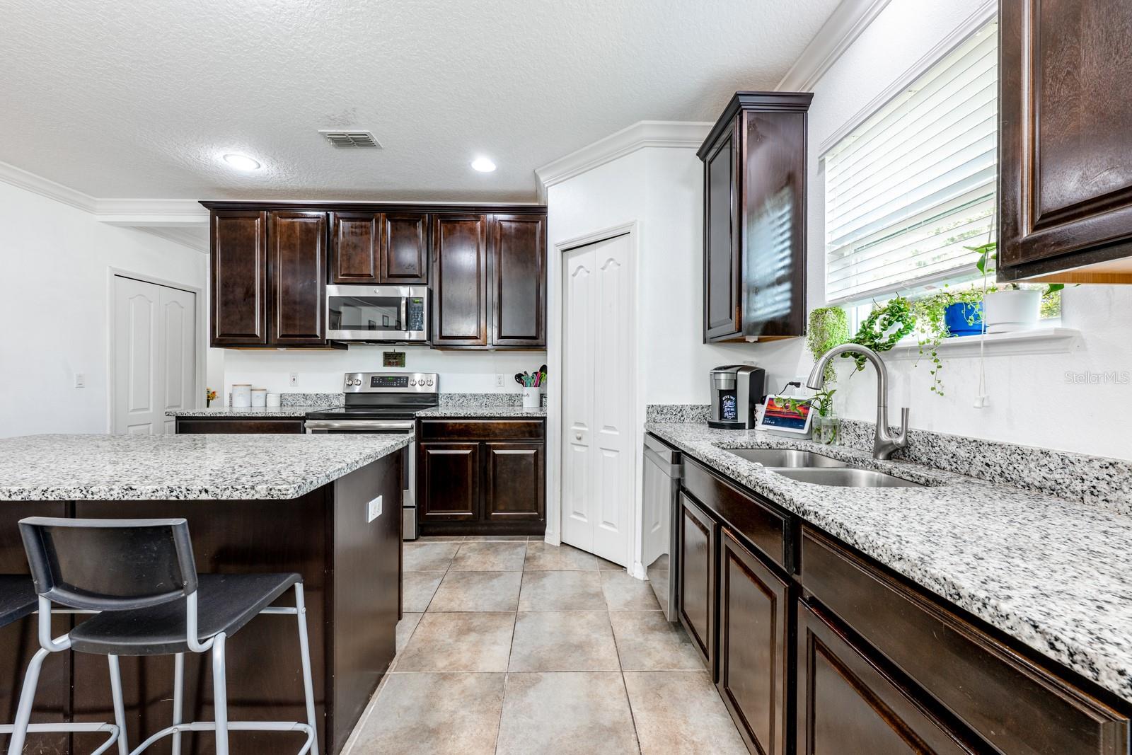 Image 7 of 32 For 124 Maravilla Way