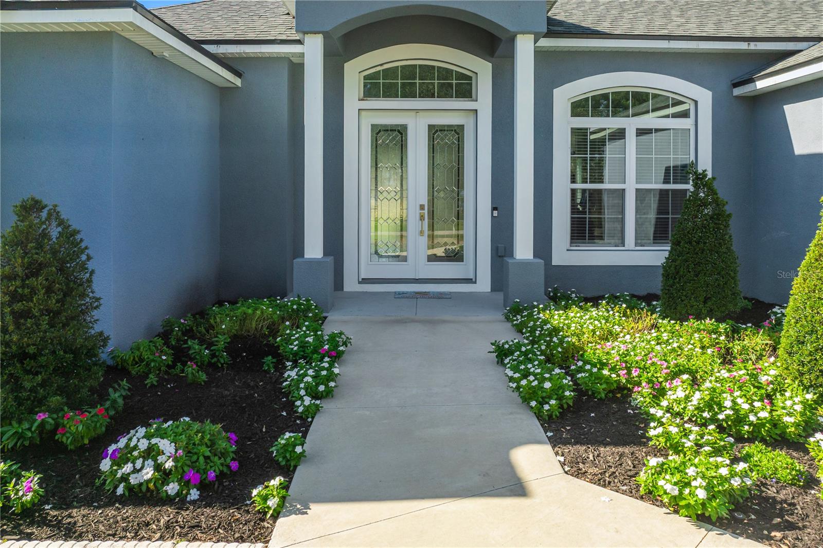 Image 5 of 52 For 2502 Lake Front Drive