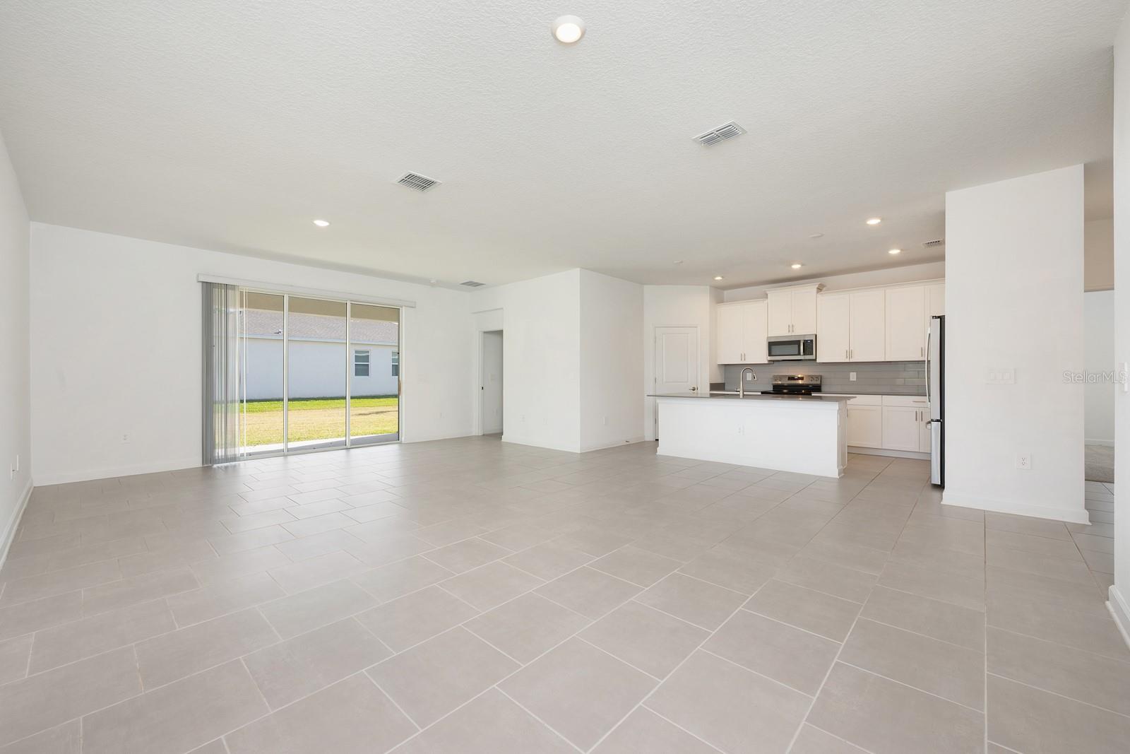 Image 6 of 33 For 3135 Camden Way