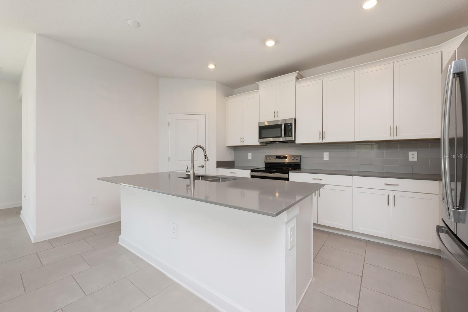 Image 9 of 33 For 3135 Camden Way