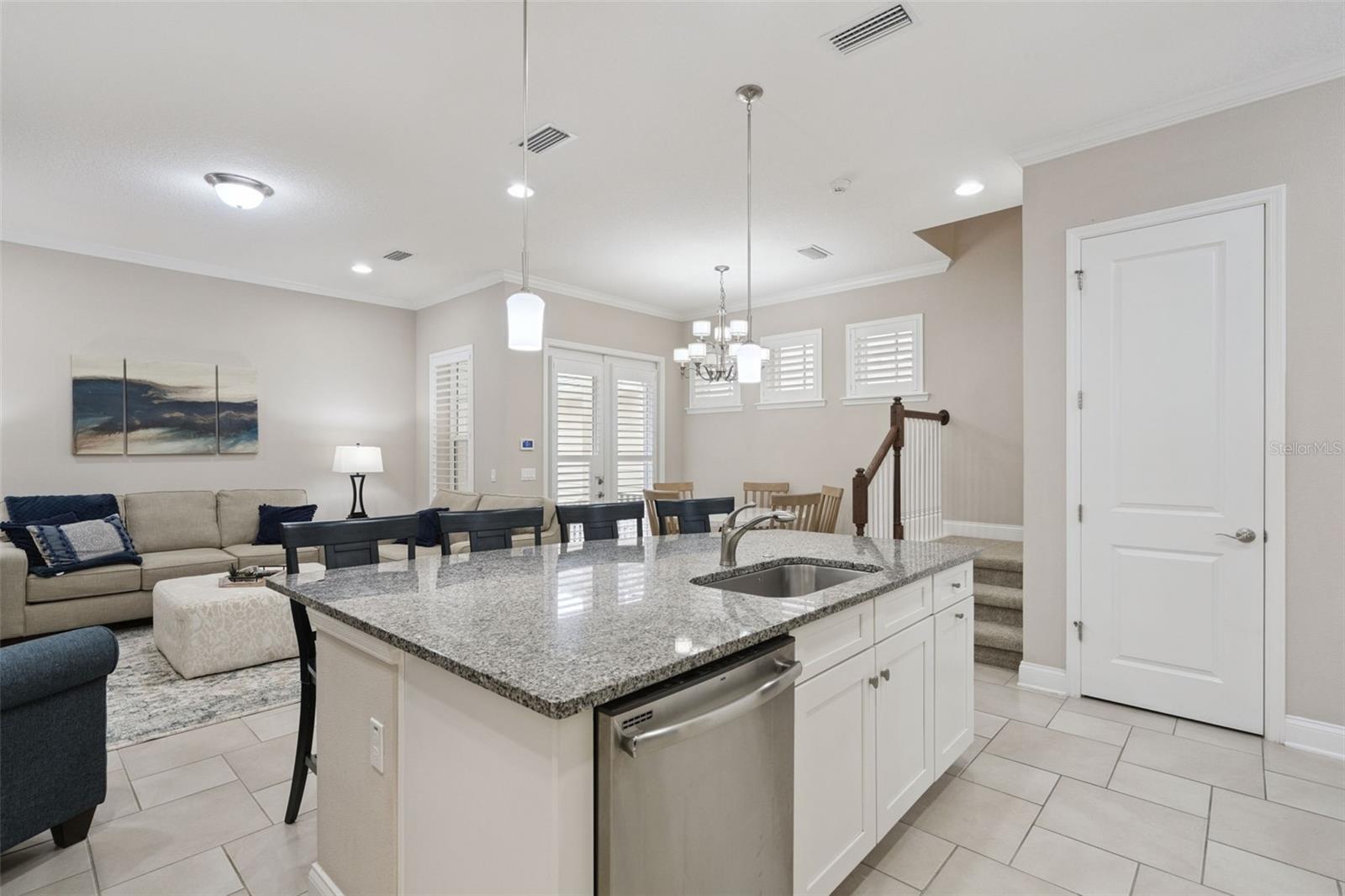 Image 22 of 82 For 1353 Navarre Street