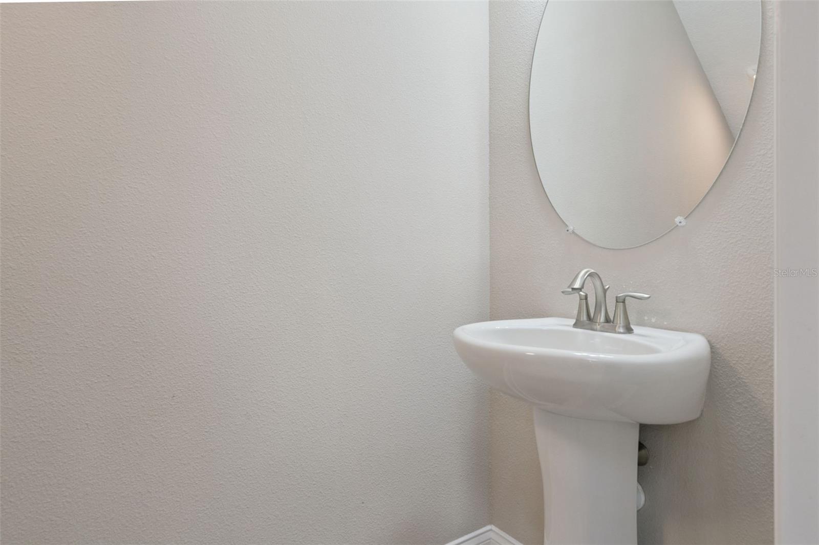 Image 25 of 82 For 1353 Navarre Street