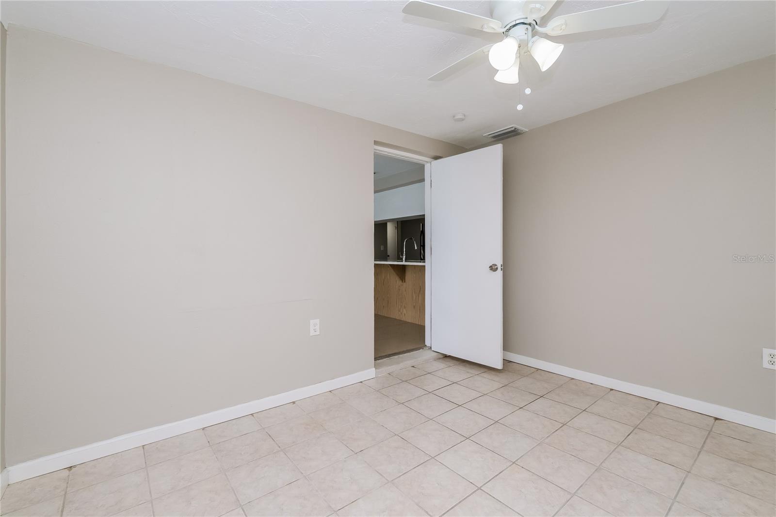 Image 11 of 16 For 3506 Blackhawk Drive