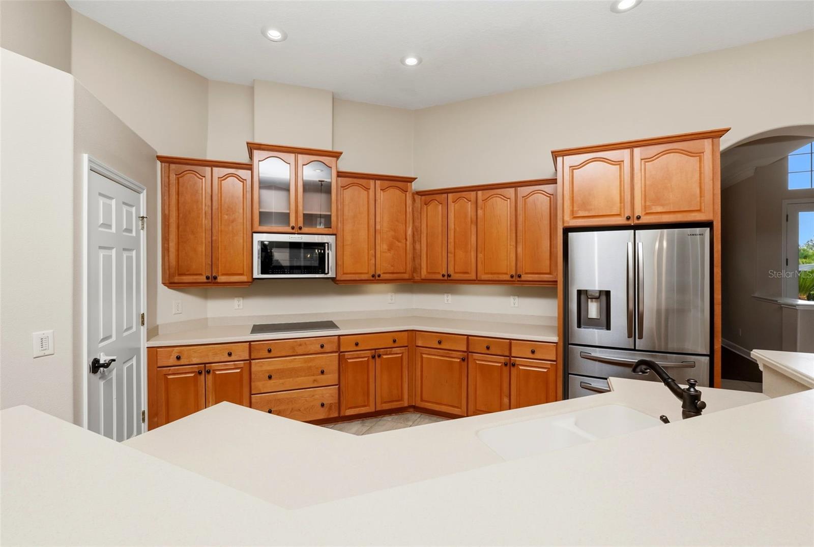 Image 12 of 39 For 270 Lakay Place