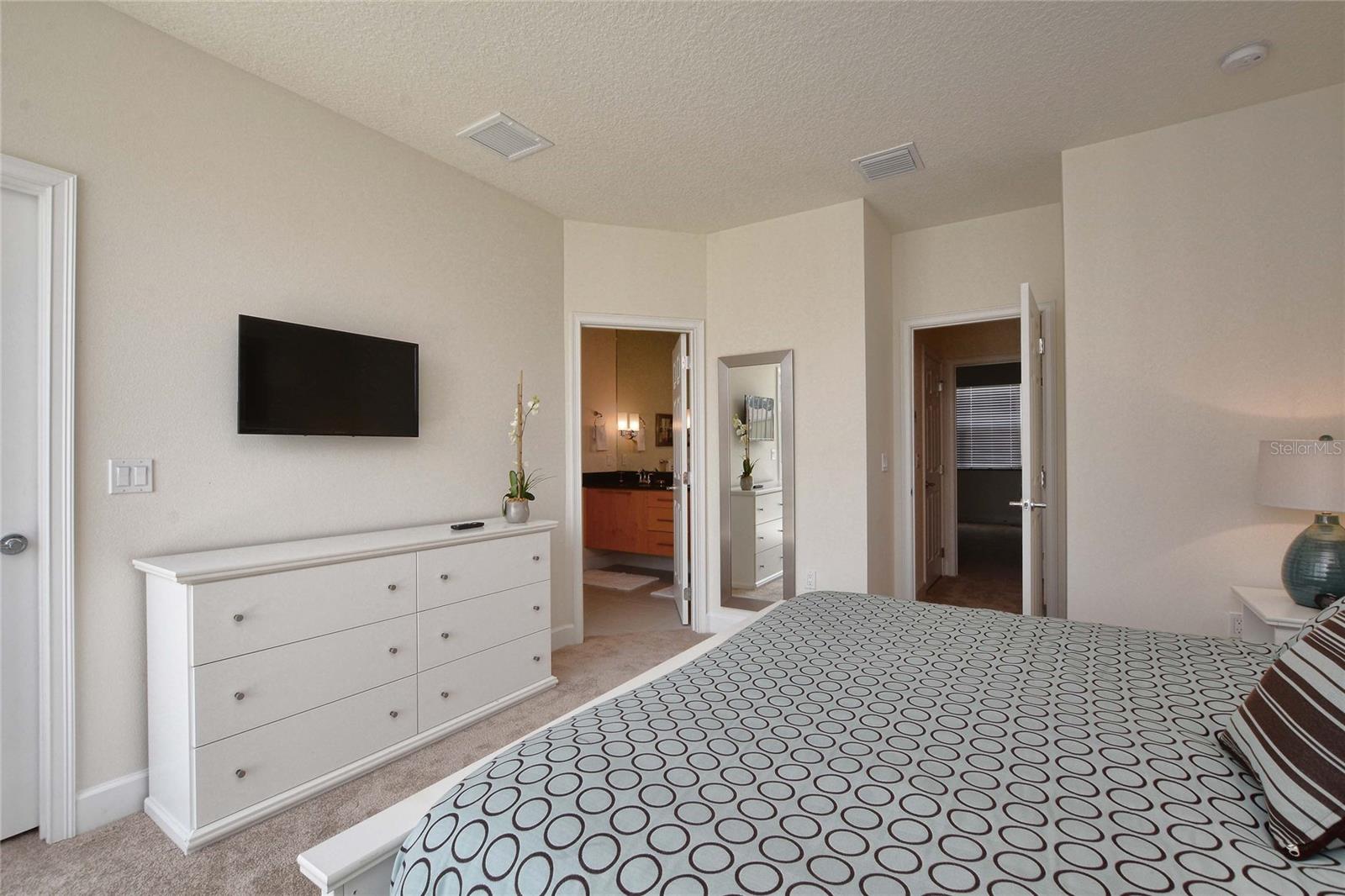 Image 12 of 51 For 1523 Still Drive