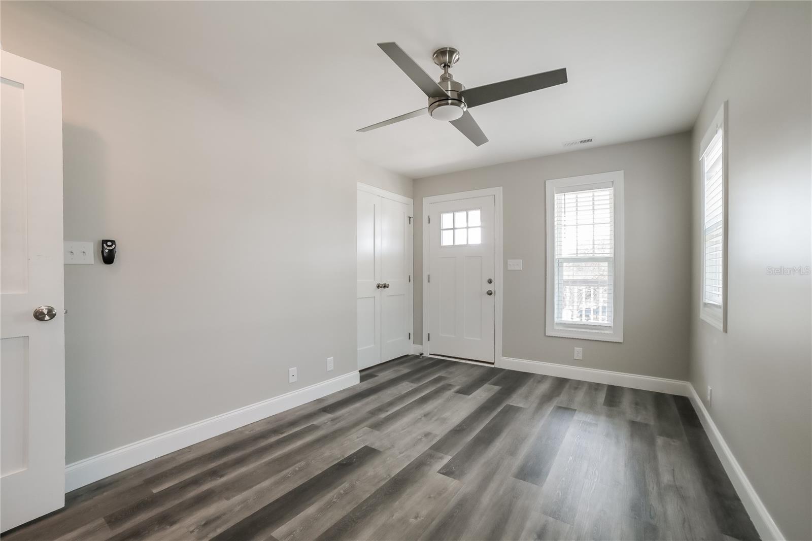 Image 3 of 15 For 3129 4th Avenue