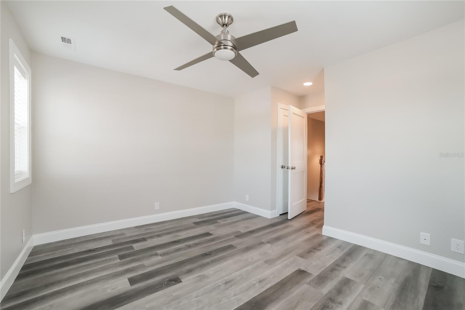 Image 8 of 15 For 3129 4th Avenue