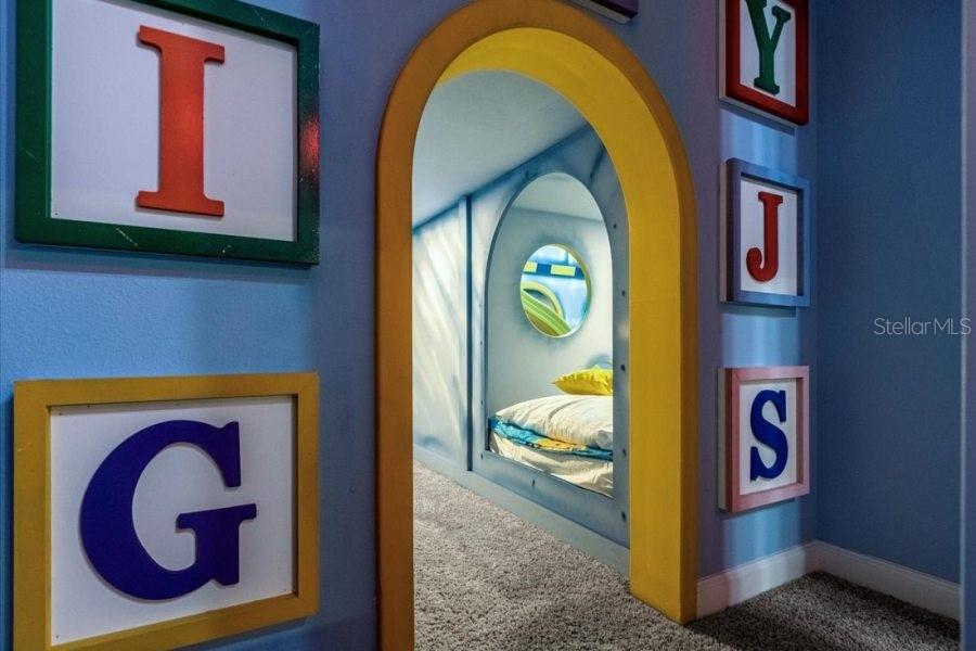 Image 24 of 33 For 9139 Turquoise Wave Cove