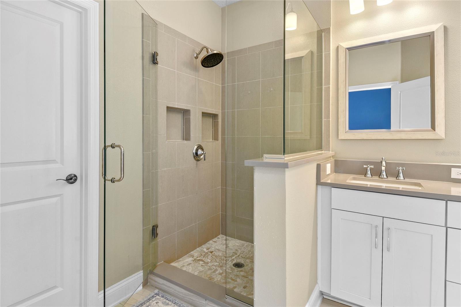 Image 24 of 32 For 8839 Laureate Boulevard