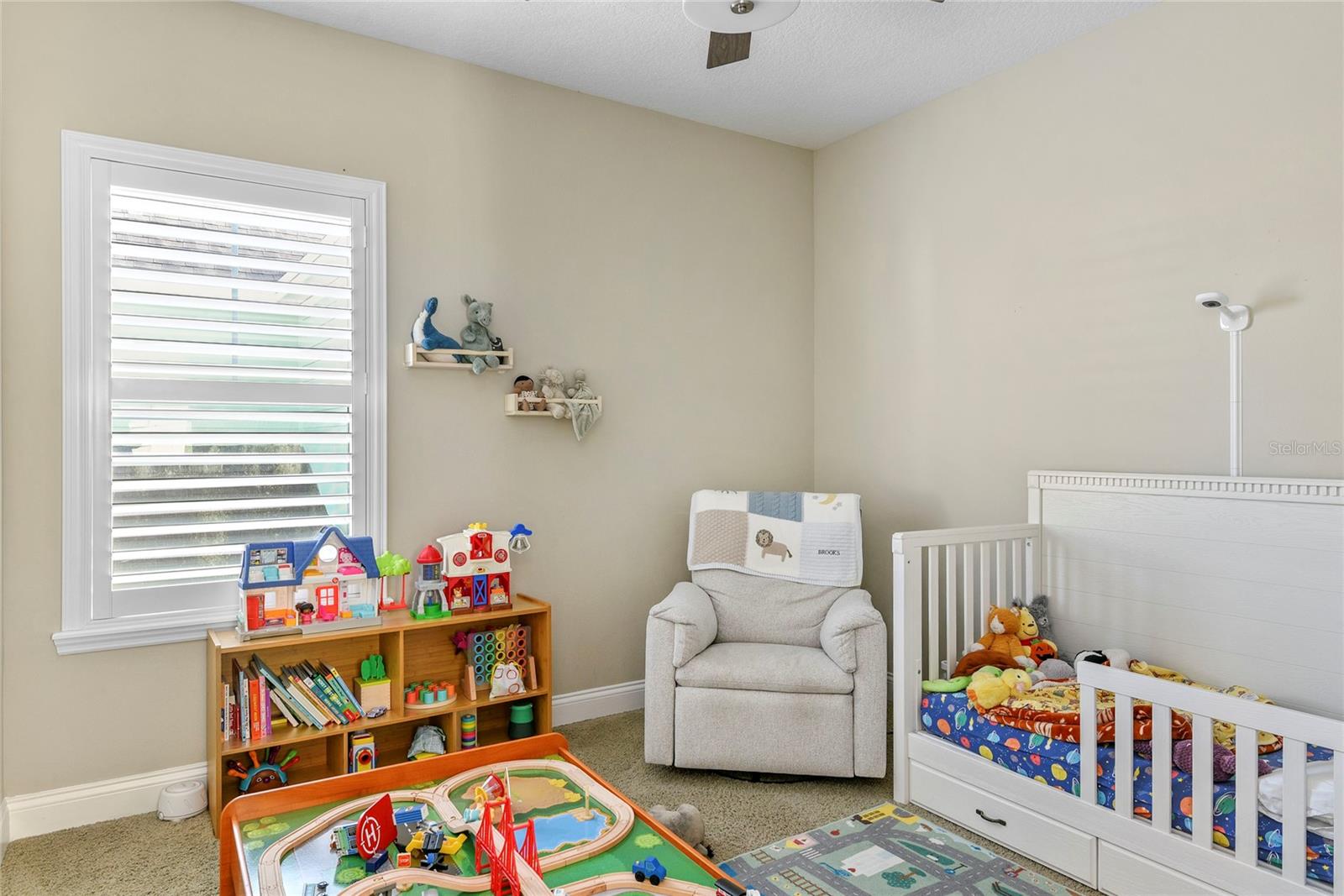 Image 28 of 32 For 8839 Laureate Boulevard