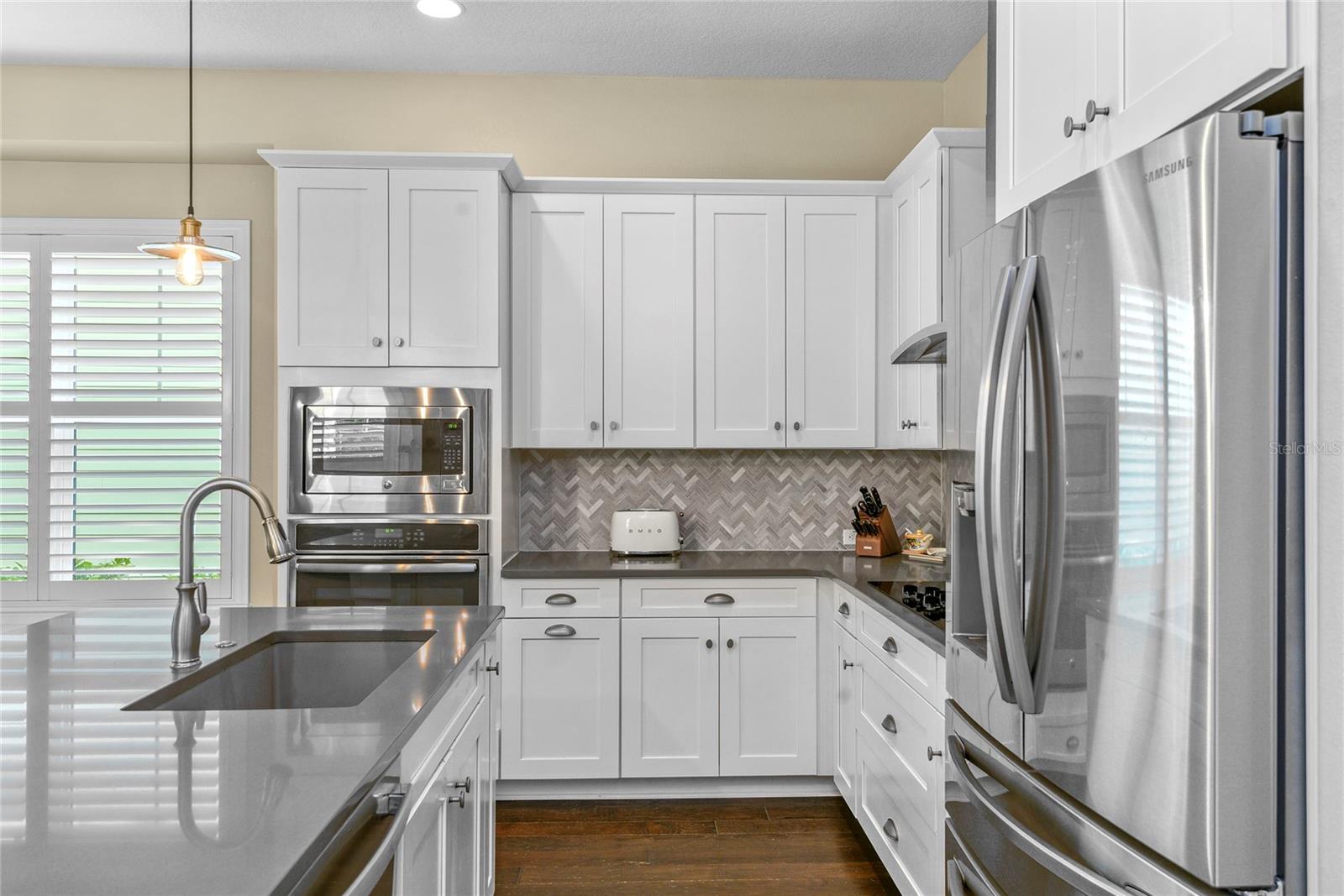 Image 4 of 32 For 8839 Laureate Boulevard