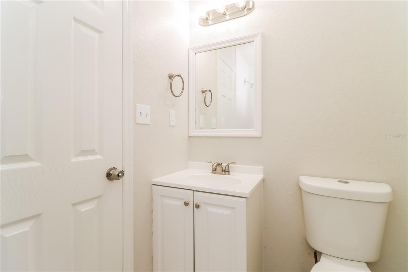 Image 14 of 16 For 2045 14th Street S