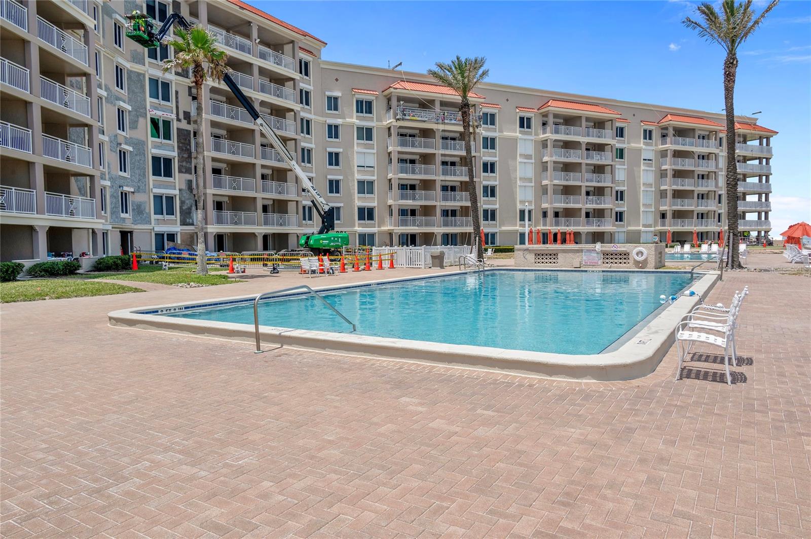 Image 30 of 41 For 5501 Atlantic Avenue 2010