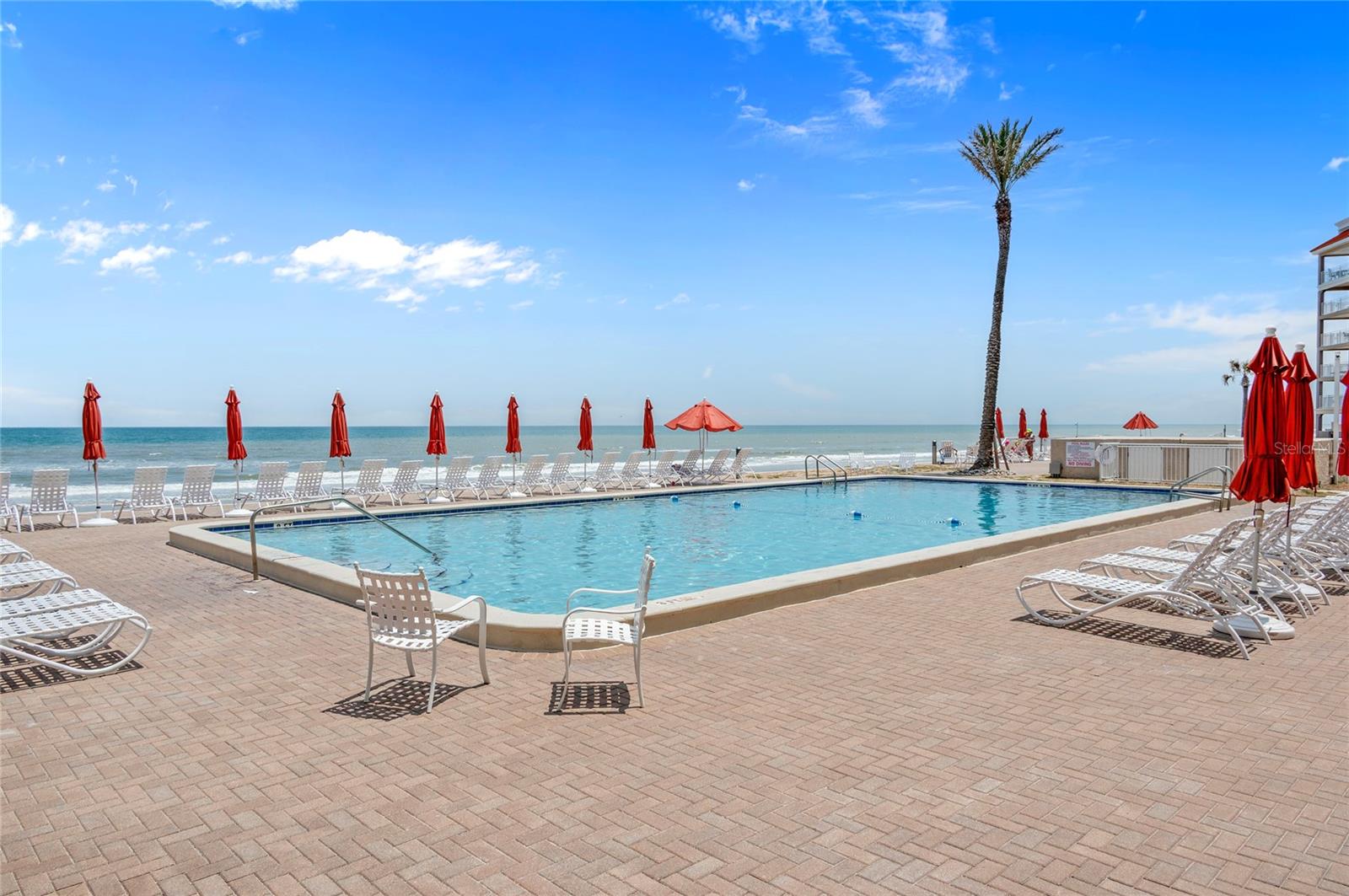 Image 31 of 41 For 5501 Atlantic Avenue 2010