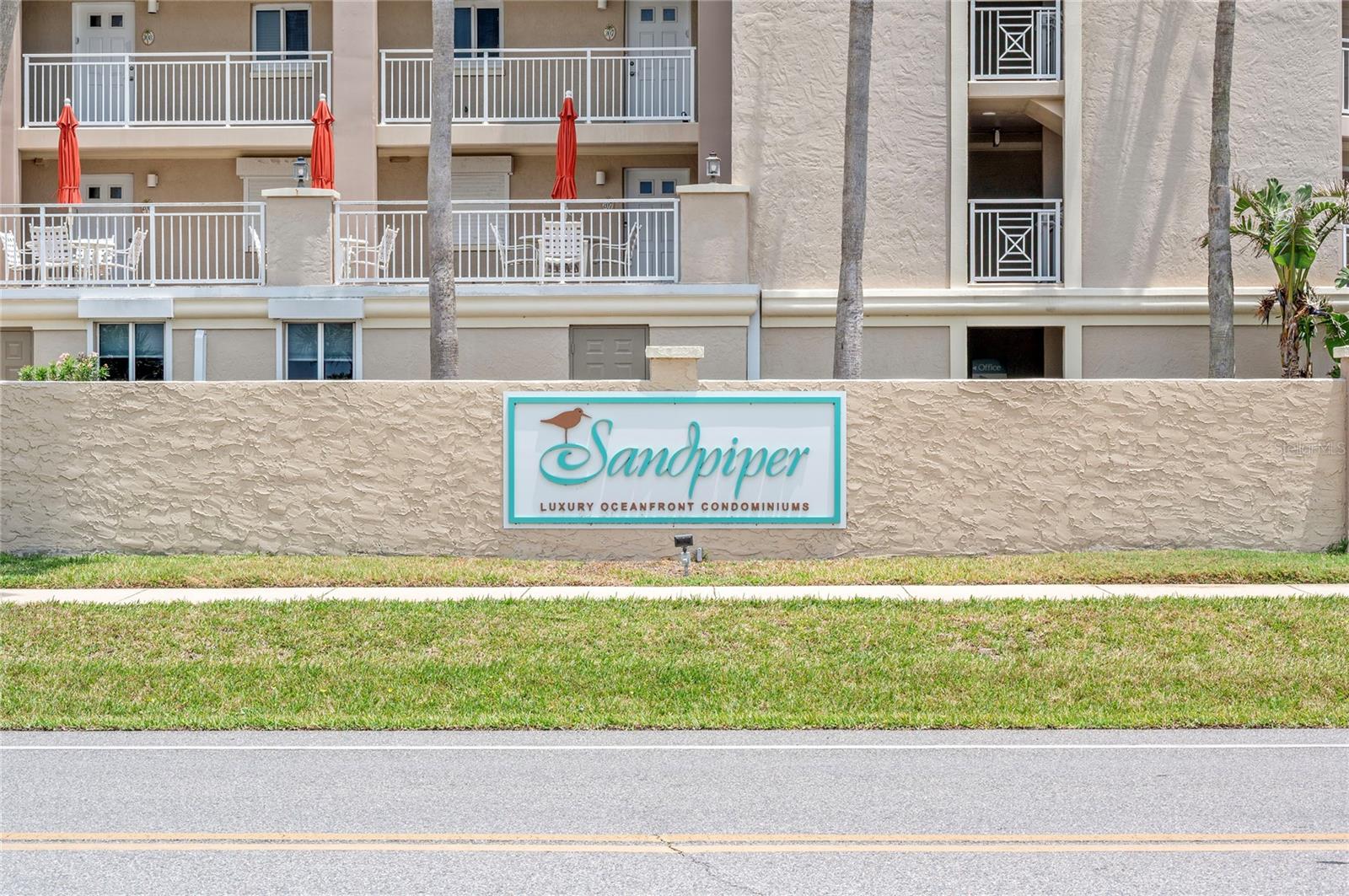 Image 34 of 41 For 5501 Atlantic Avenue 2010