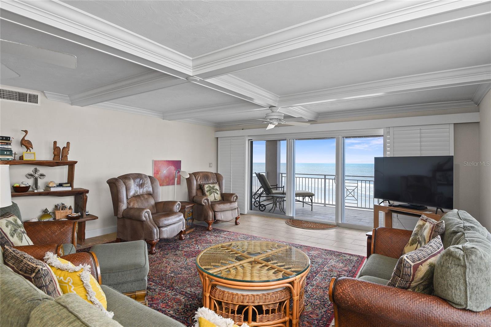 Image 5 of 41 For 5501 Atlantic Avenue 2010