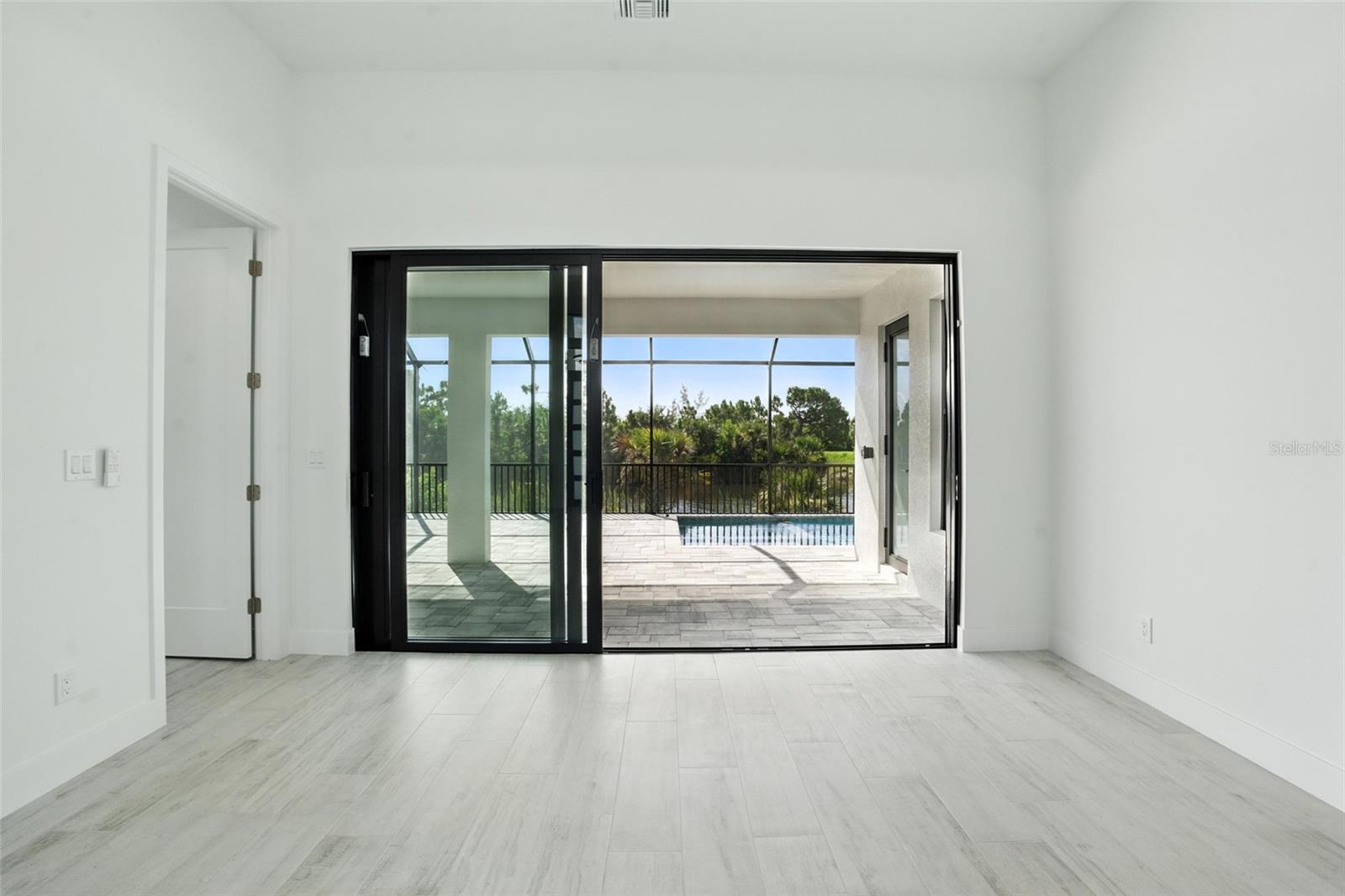 Image 14 of 60 For 9410 Arrid Circle