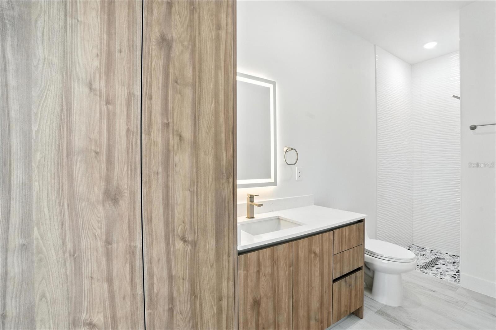 Image 35 of 60 For 9410 Arrid Circle