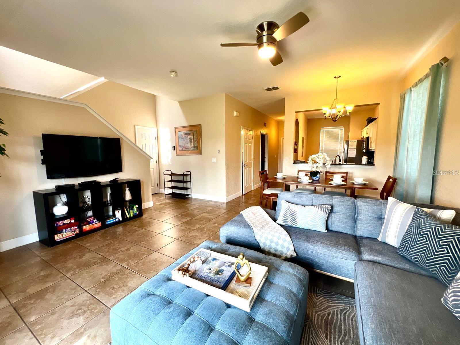 Image 10 of 42 For 705 La Mirage Street