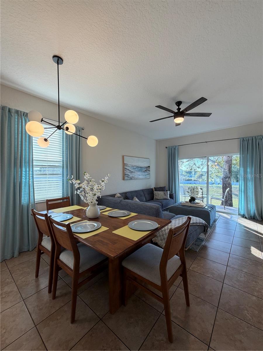 Image 22 of 42 For 705 La Mirage Street