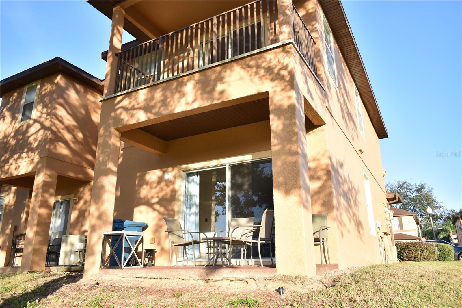 Image 4 of 42 For 705 La Mirage Street