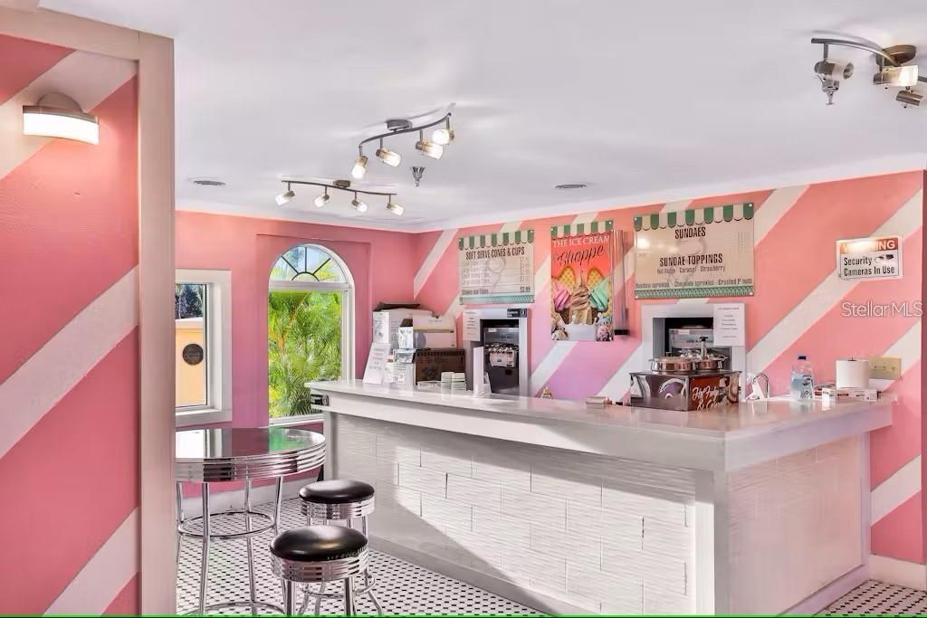 Image 41 of 42 For 705 La Mirage Street