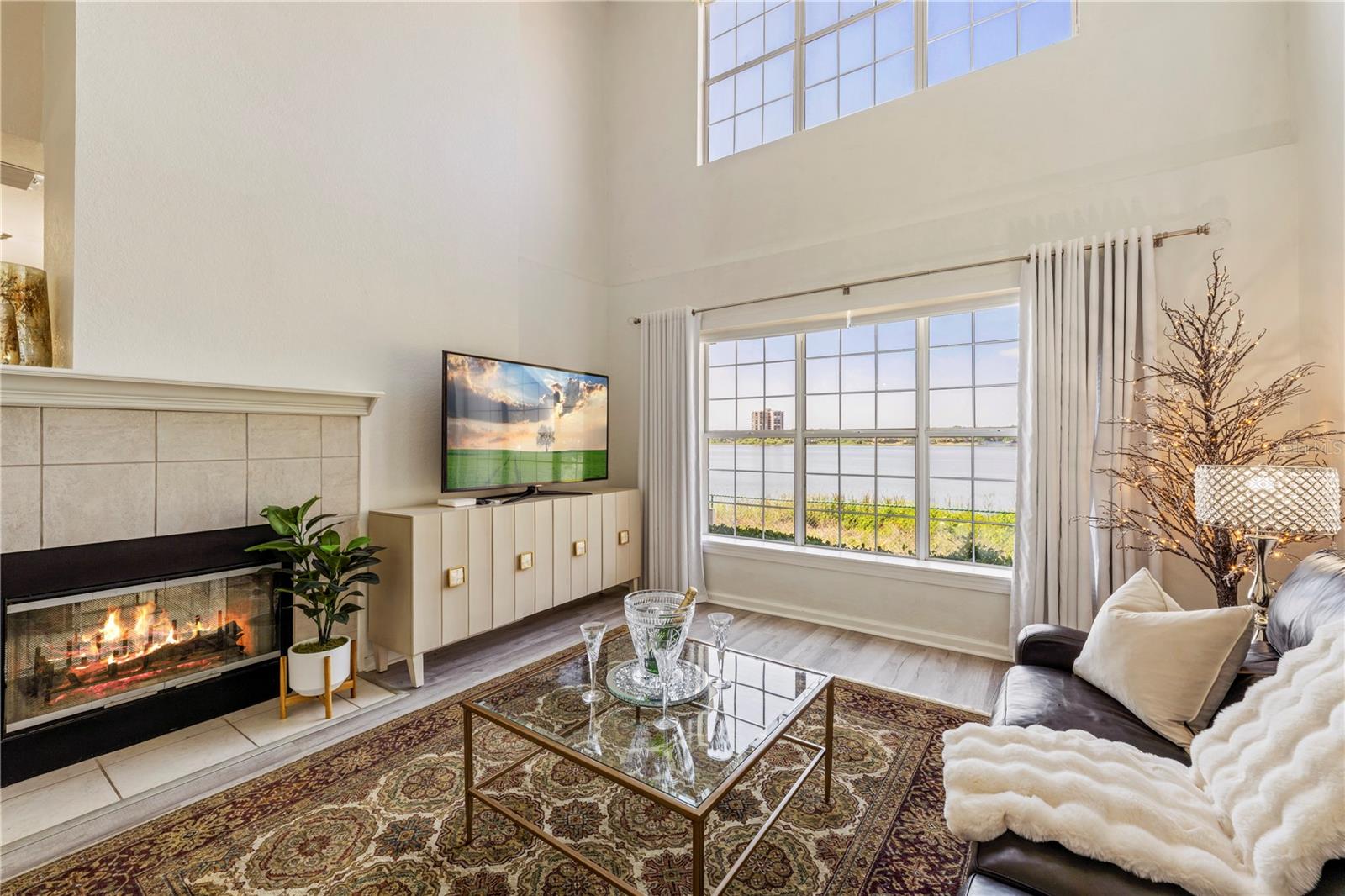 Image 8 of 53 For 7420 Cypress Grove Road 132