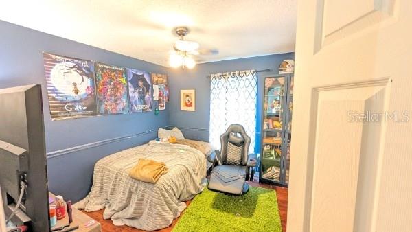 Image 12 of 21 For 106 Royalty Circle