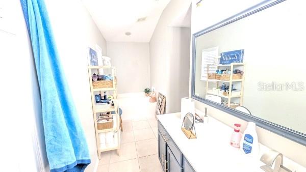 Image 18 of 21 For 106 Royalty Circle