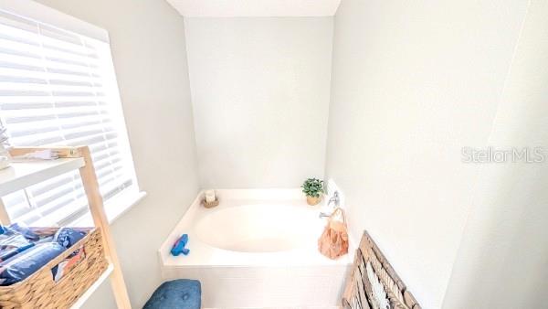 Image 20 of 21 For 106 Royalty Circle