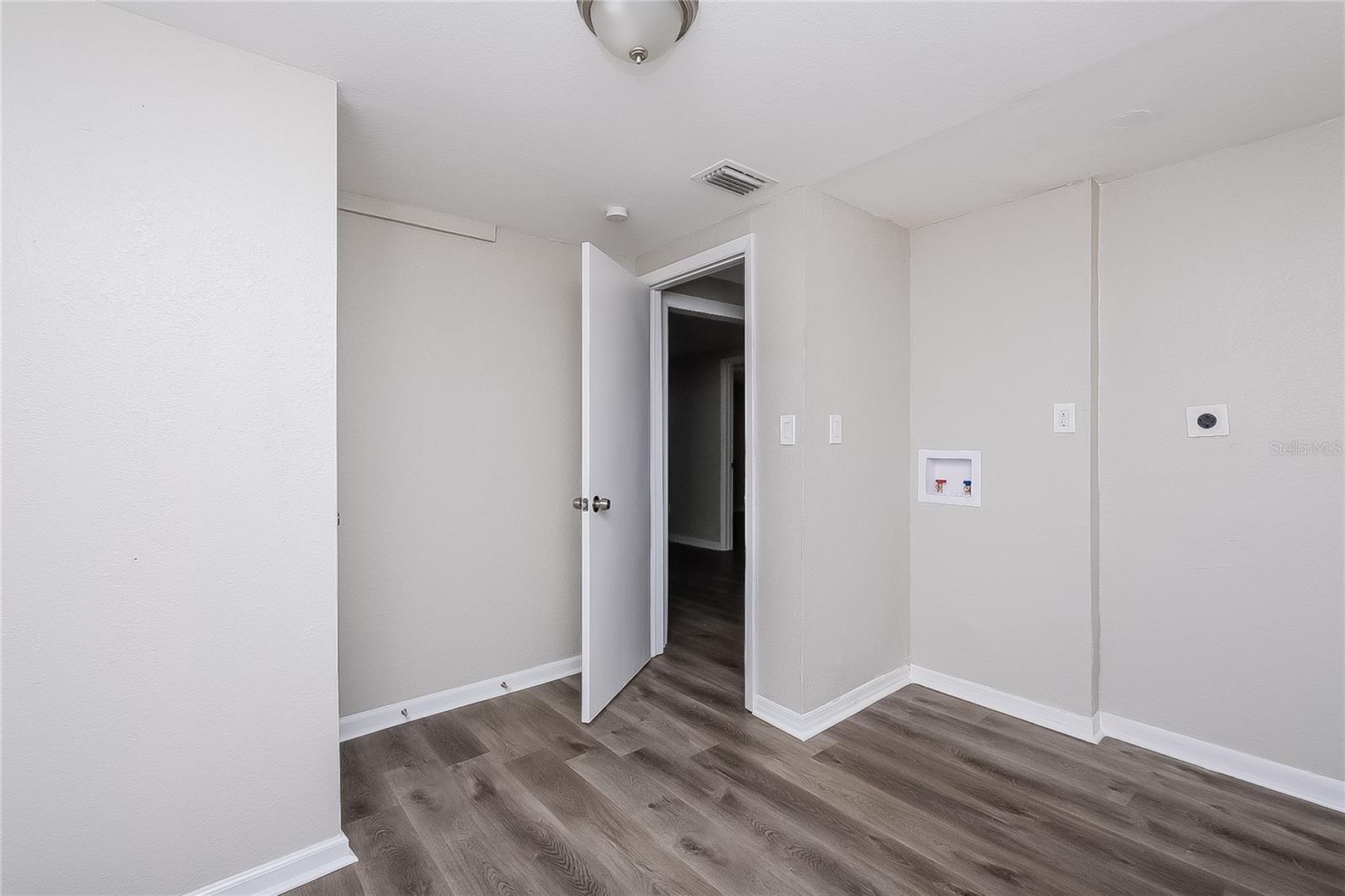 Image 10 of 16 For 7145 Pinewood Drive