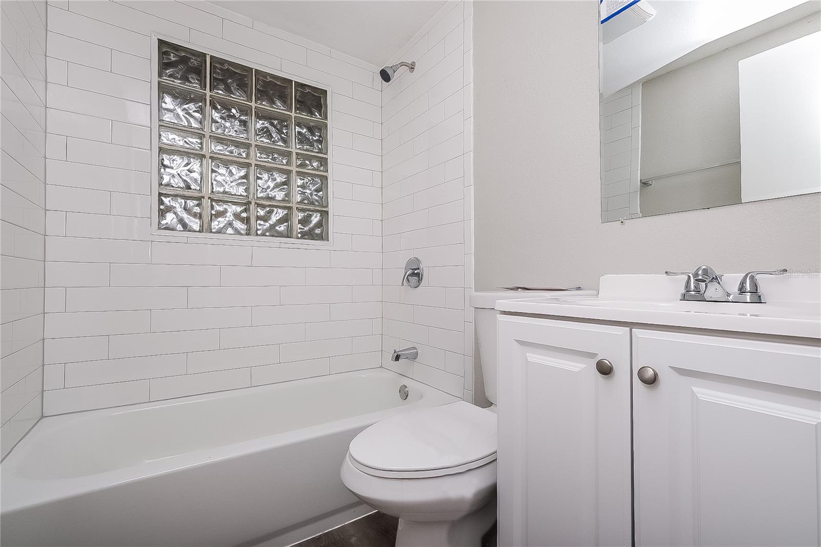 Image 14 of 16 For 7145 Pinewood Drive