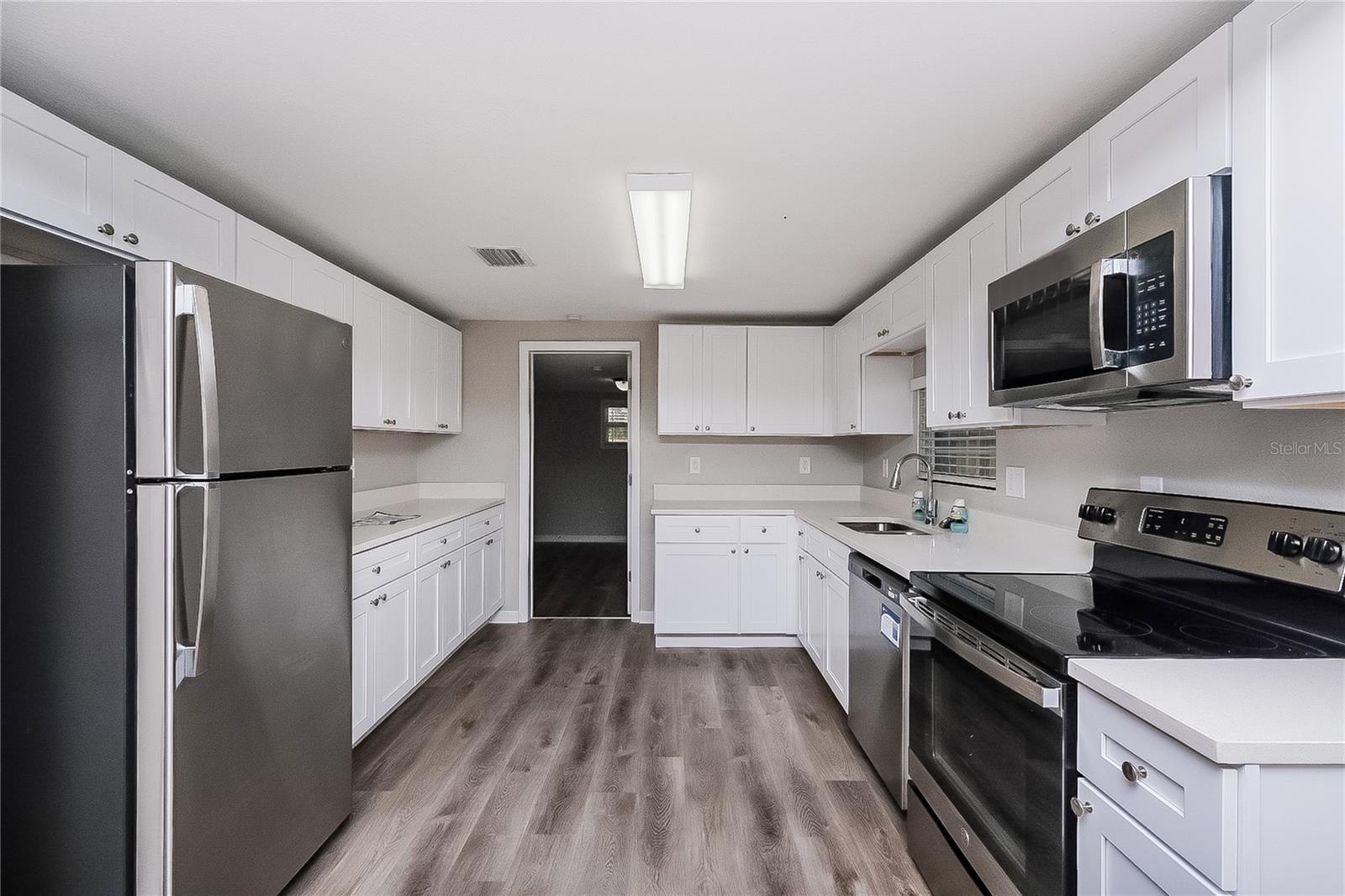 Image 5 of 16 For 7145 Pinewood Drive