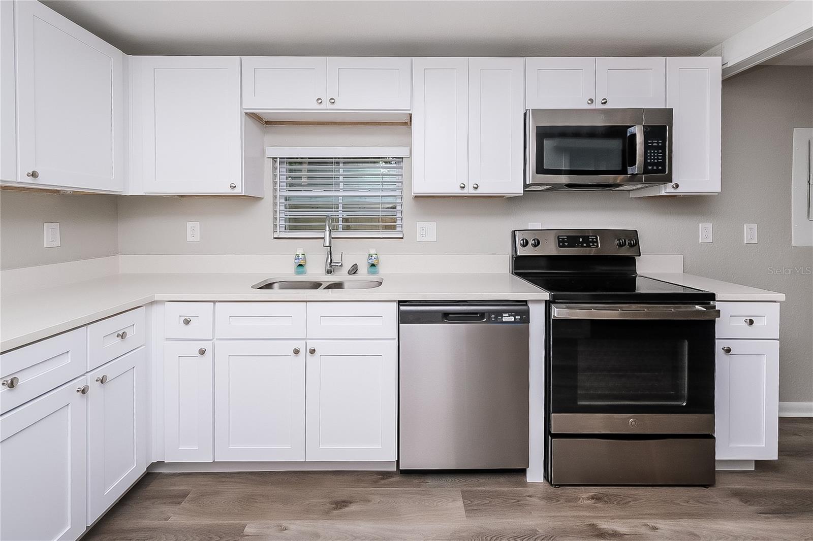 Image 6 of 16 For 7145 Pinewood Drive