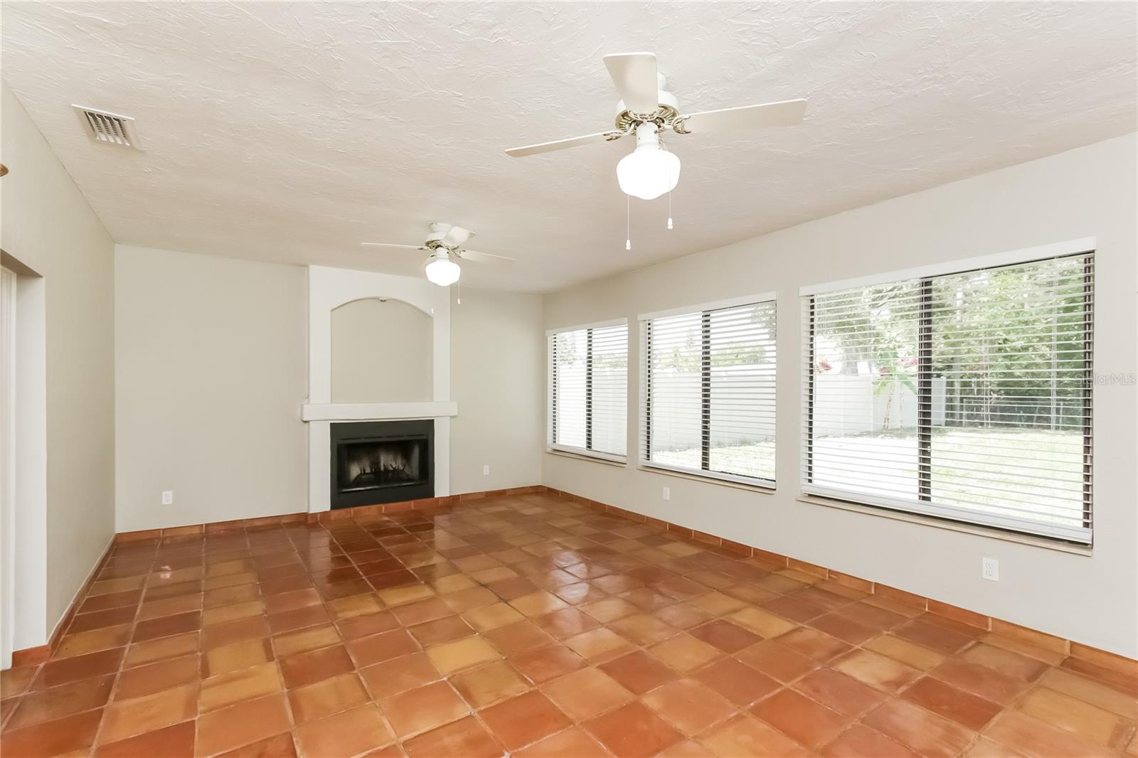 Image 6 of 16 For 2035 Goldenrod Street