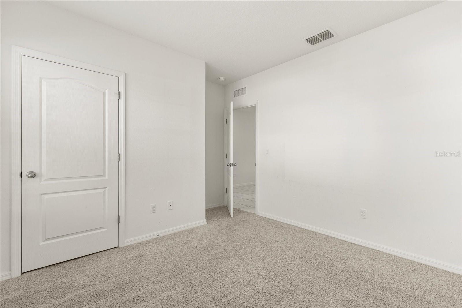 Image 12 of 34 For 3805 Heartleaf Lane