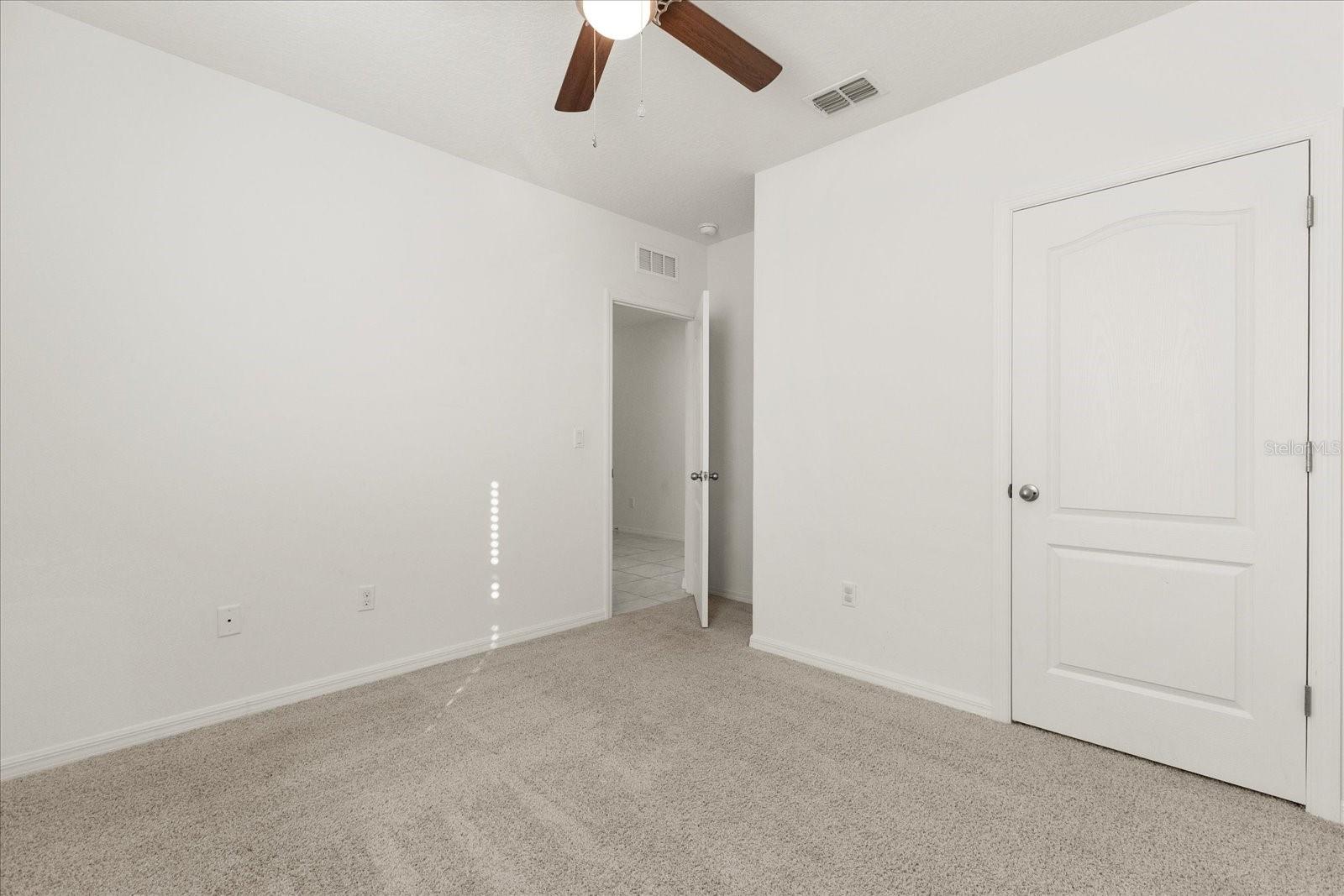 Image 15 of 34 For 3805 Heartleaf Lane