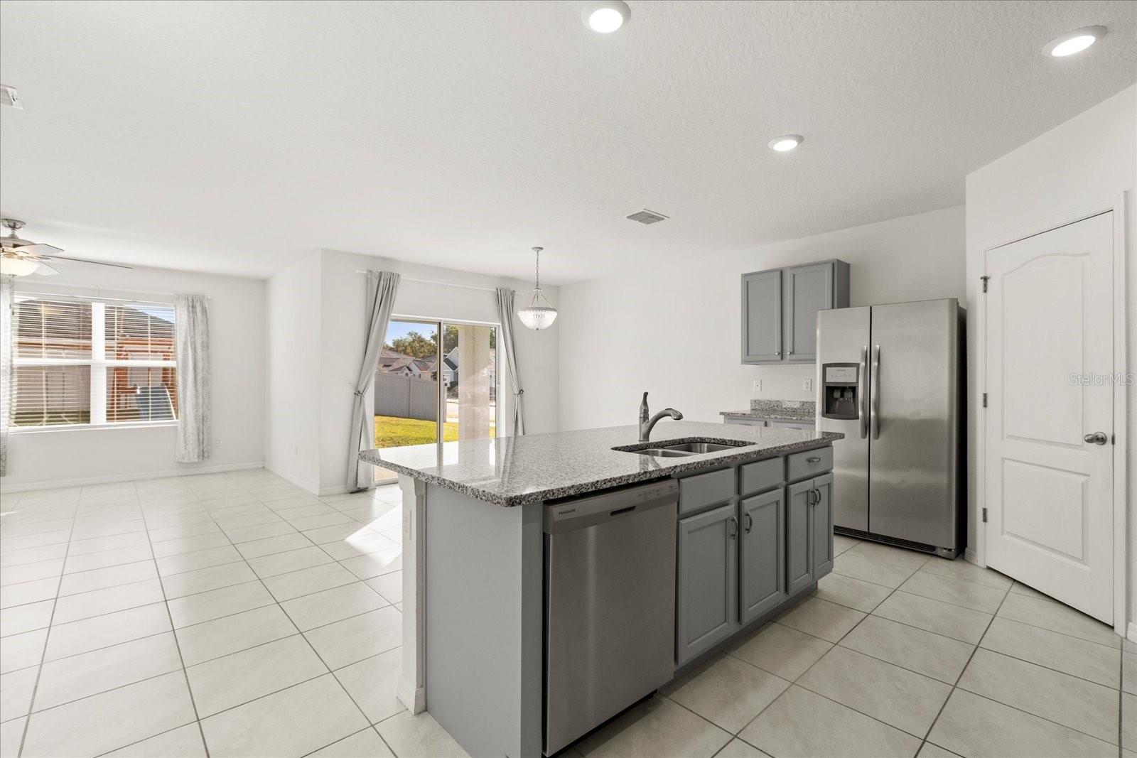 Image 6 of 34 For 3805 Heartleaf Lane