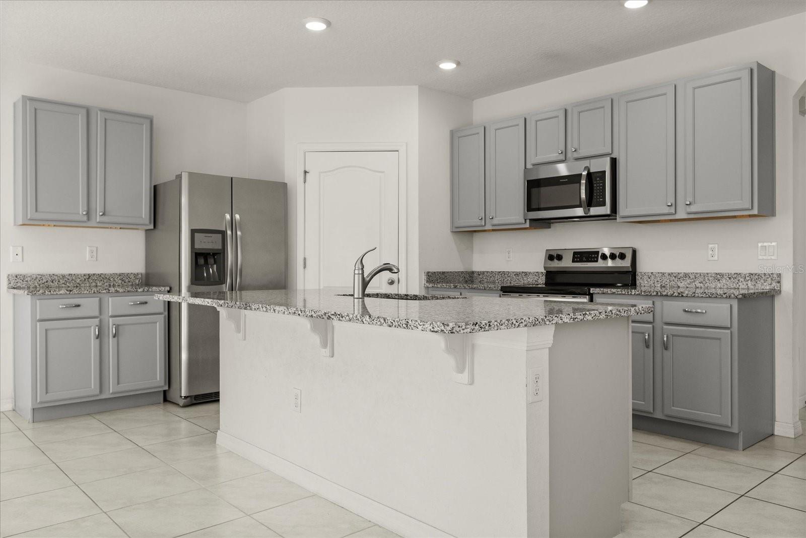 Image 8 of 34 For 3805 Heartleaf Lane